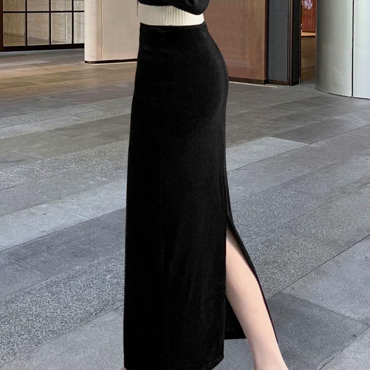 Women's Autumn/Winter Black Velvet Slimming Long Skirt with Thick Lining and Slit