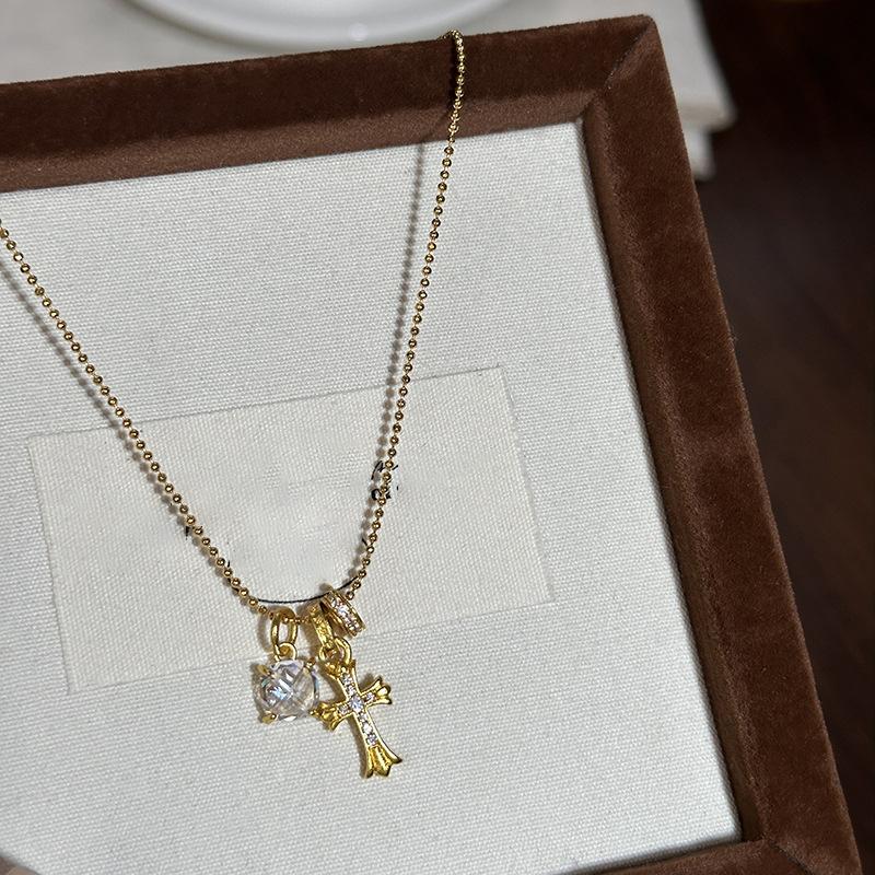 

Циркониевое квадратное колье с крестом, антикварная цепочка на ключицу, модное и высококлассное колье.