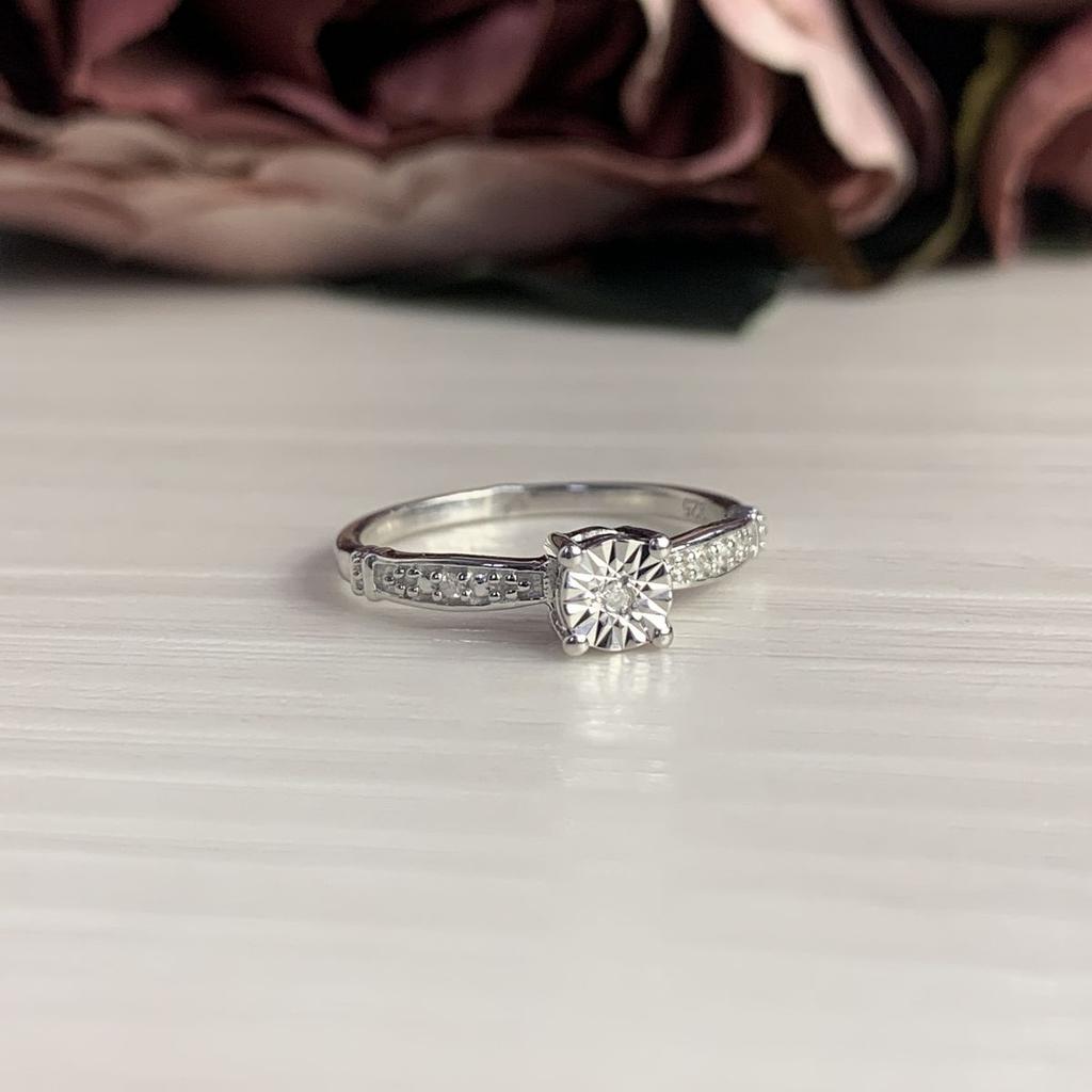 Silver Ring with Natural Diamonds 0.027ct (2043652) 1.95 Gr. 925 Samples