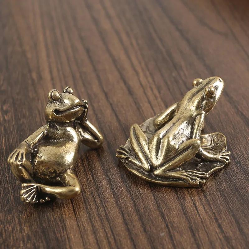 Funny Frog Brass Ornament Mini Lotus Leaf Frog Figurines Copper Animal Tea Pet Home Decorations Antique Crafts Gifts
