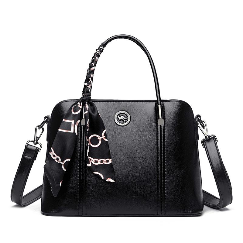 Women's Shoulder Bag, New Medium Mother Large-capacity Commuter Bag, Fashionable Portable Tote Bag