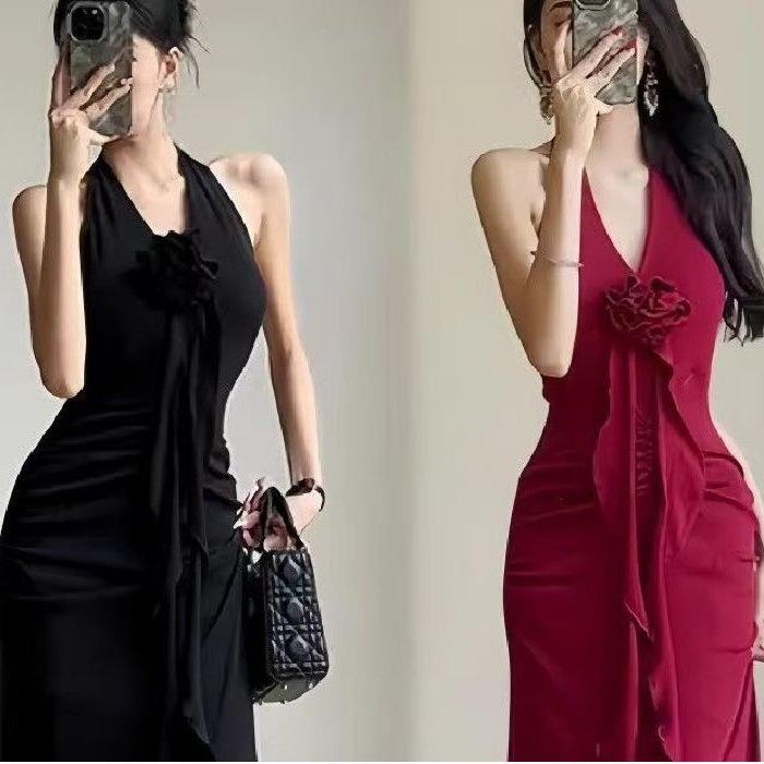 Elegant Red Halter Neck Backless Waist-Cinched Summer Dress for Women