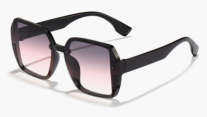 Fashion Designer Square Sunglasses Woman Retro Vintage Gradient Sun Glasses Female Clear Lens Black White