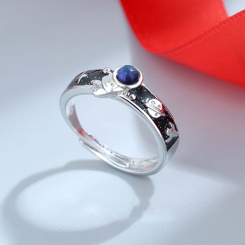 2Pcs Astronaut Planet Couple Rings for Women Men Cute Sliver Color Star Moon Adjustable Finger Rings Romantic Lovers Jewelry