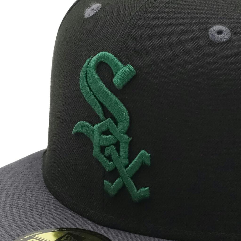 New Era 59FIFTY Cap MLB Chicago White Sox CWS with Side Patch and Under Exclusive to and Also 59FIFTY with side patch and SOX SOX flat Stylish