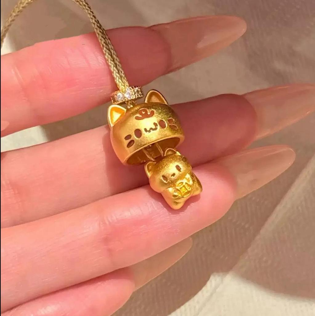 Gold Sand Eight Treasures Compass Pendant Necklace with Gourd Charm for Women