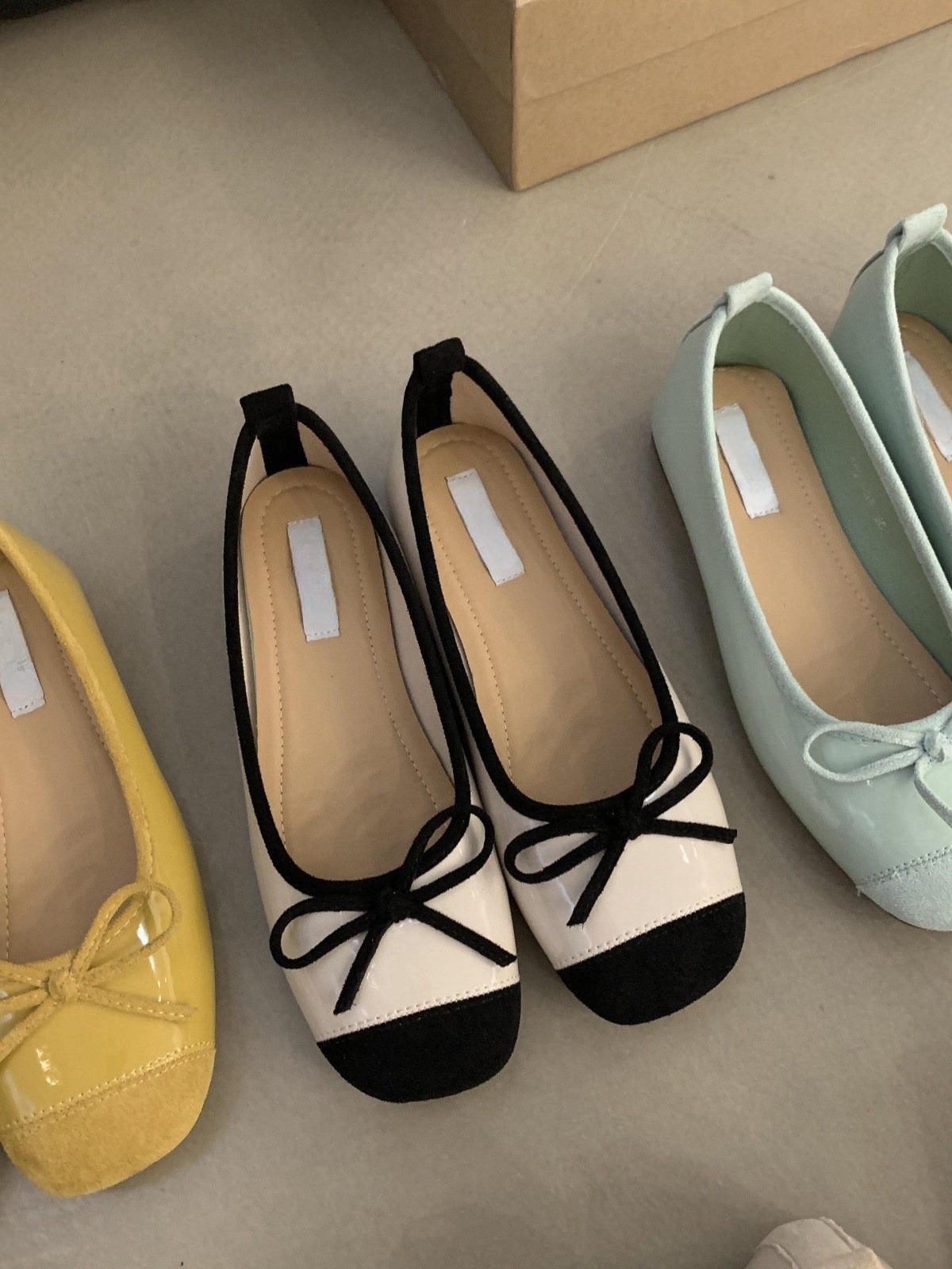 

Маленькие ароматные туфли-одиночки на плоской подошве женские туфли 2024 новые весенне-осенние красные балетки французские нежные вечерние туфли 39