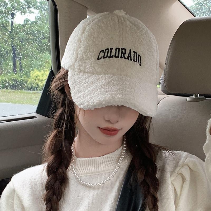 Style Korean Elegant Baseball Cap With Customizable Size And Trendy Embroidery For Looks Fashionable