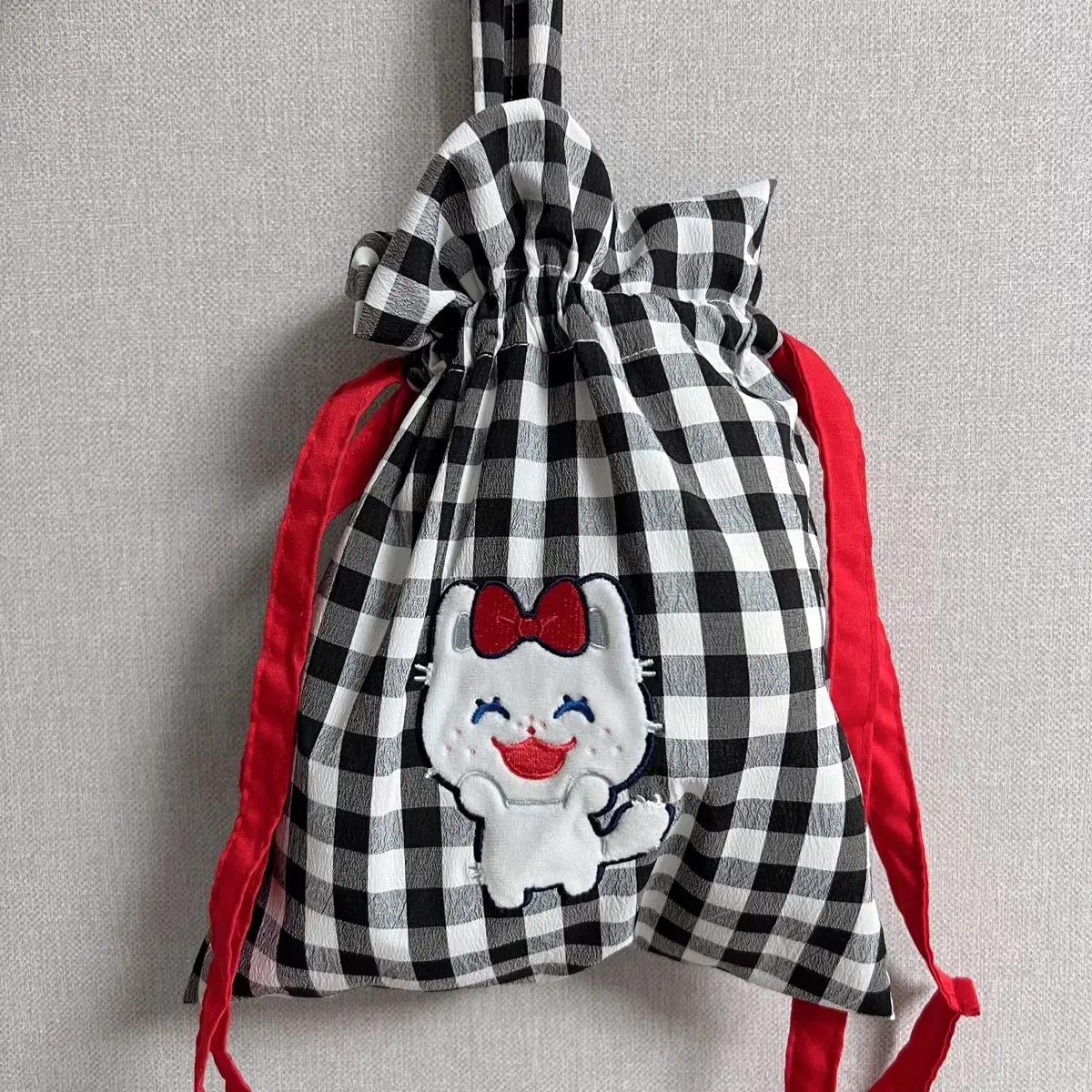 

Straykids Straykids Felix Bubble Pouch