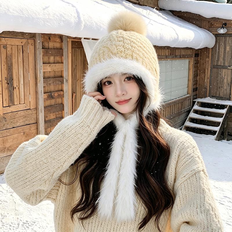 Winter outdoor warm ear protection pullover wool hat women's fashion versatile plush hairball knitted Lei Feng hat
