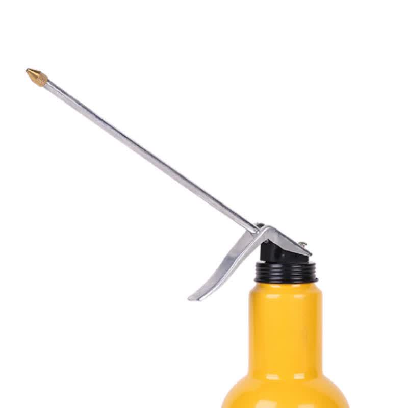 Deli DL2404 High-Pressure Manual Oil Can 500ml