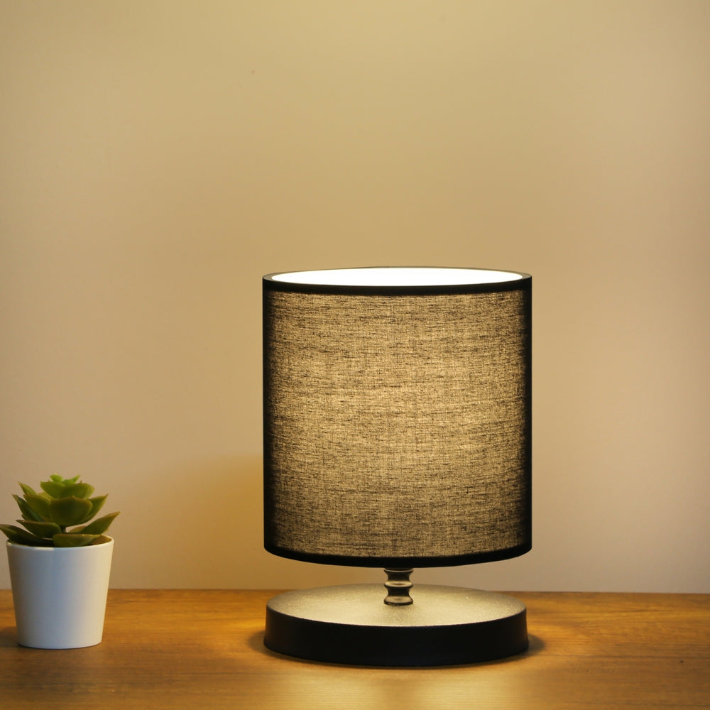 

Дизайнерский черный мини-абажур настольной лампы | ByLamp 22*15*15 cm чёрный