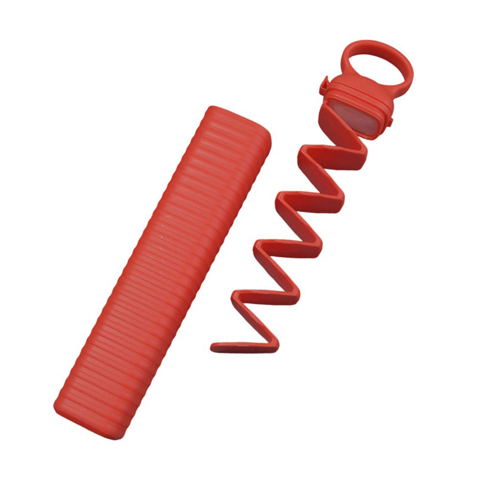 

Large Capacity Ice Cubes Maker Mold For Cocktails And Beverages Space Saving Ice Storage Box with Hanging Hole красный