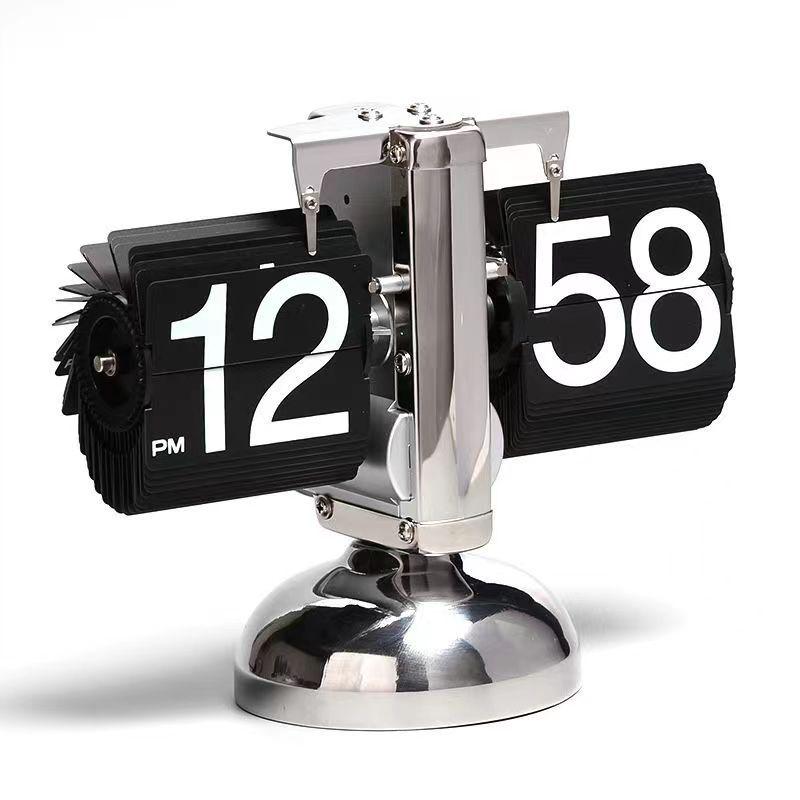 European Retro Flip Clock Table Ornament – Wang Ziru Style