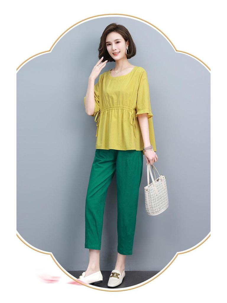 Mom's 2025 Fashion Cotton Linen Casual Two-Piece Suit: Short Sleeve Summer Style for Middle-Aged Women