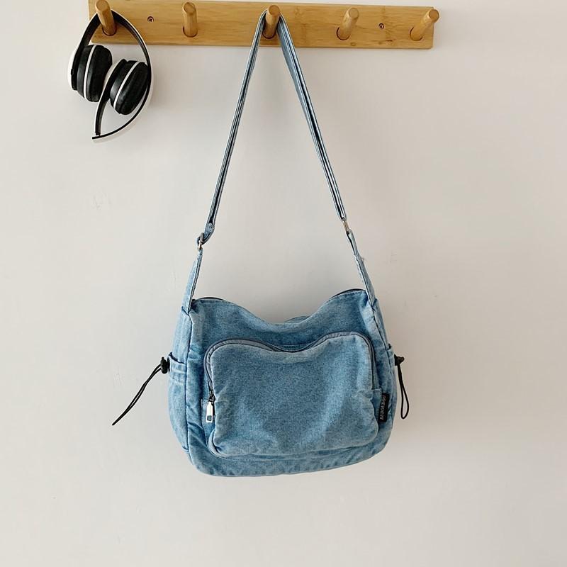 Minimally Drawstring Design Multiple Pockets Women Casual Shoulder Denim Bag For Casual Daily Use