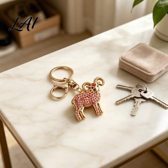 Golden Plated Animal Keyring Rhinestone Goat Keychain Shaped Metal Handbag Charm Pendant Handbags Backpack Decorative Accessories