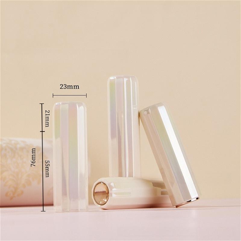 3.5ml Iridescent Press-Type Lipstick Tube, Empty Refillable Lip Balm Container, Snap Closure Cosmetic Packaging