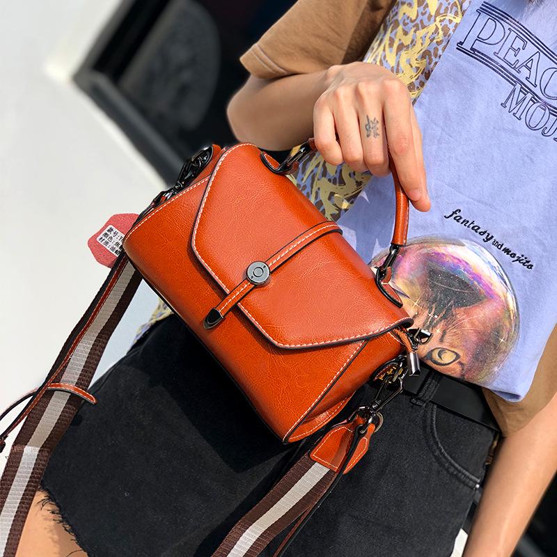 Borsa a mano da donna di alta gamma retrò 2025: Design di Nicchia, Borsa a Spalla e a Tracolla Versatile