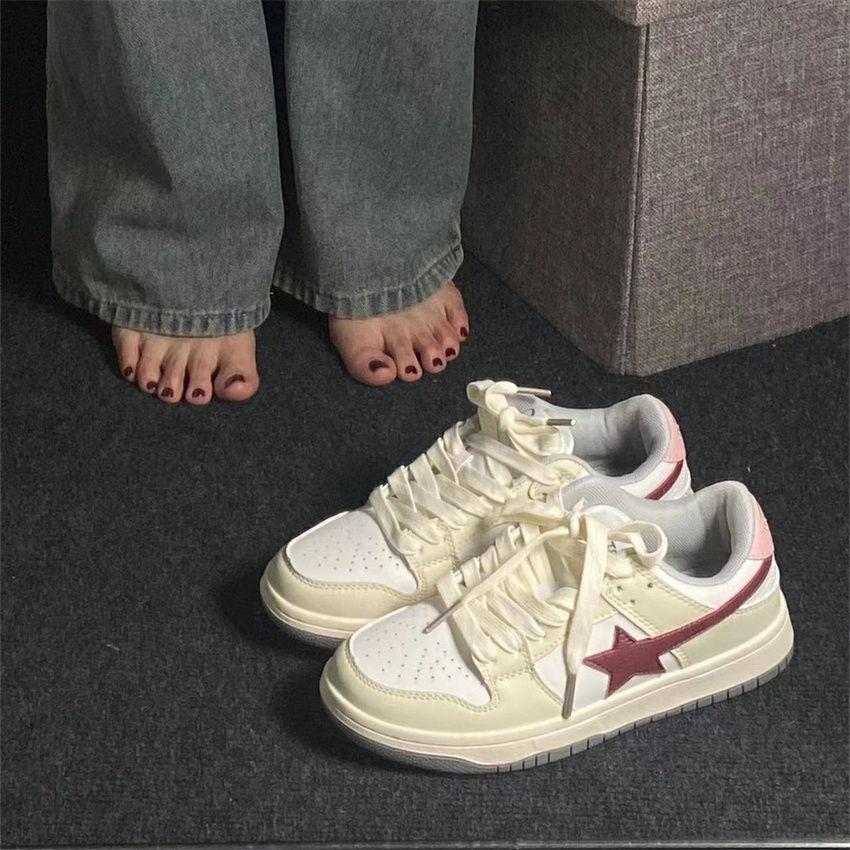 Shoes Women's Spring New Cheese Cream Stars Versatile Soft Sole Casual Sports Couple Board Shoes