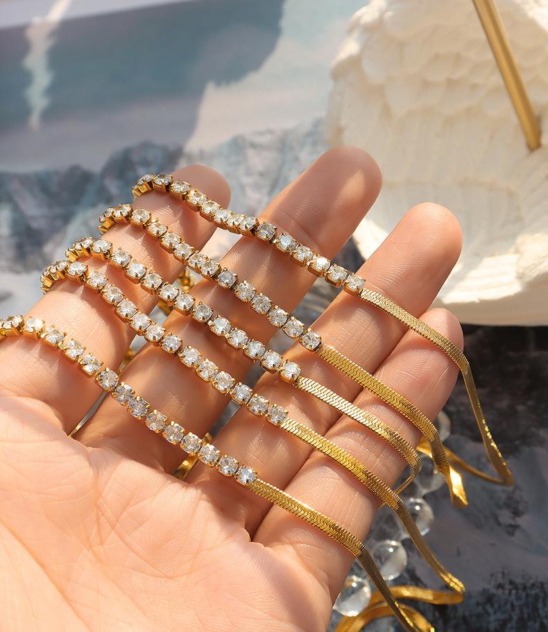 Gold-Plated Zirconia Inlaid Blade Chain Jewelry Set