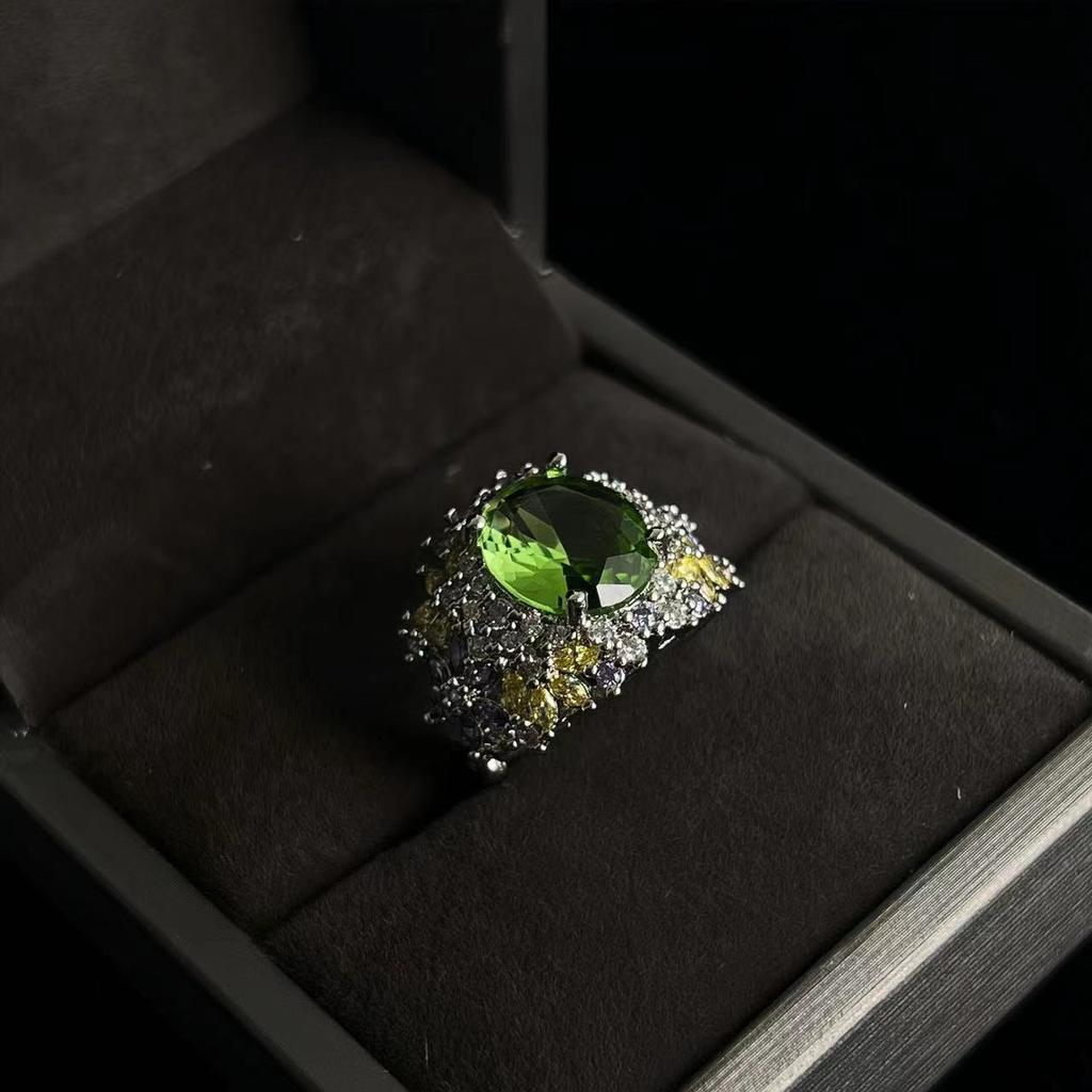 Heavy Industry Mint Green Treasure Ring High Niche Design Full of Diamonds Temperament Versatile Ring