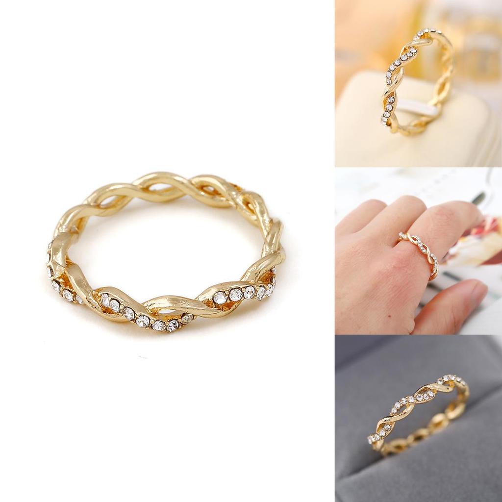 Premium Quality Gold Gemstone Anniversary Ring For Women With Classic Round Cut Design