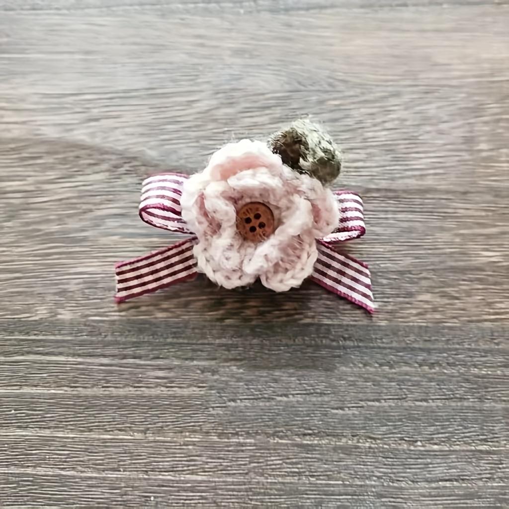 

Handcrafted Flower Brooch - Pink & White Crocheted Floral Accessory with Ribbon, Perfect for Clothing, Bags, Hats, and Gifts, Gift Item рожевий