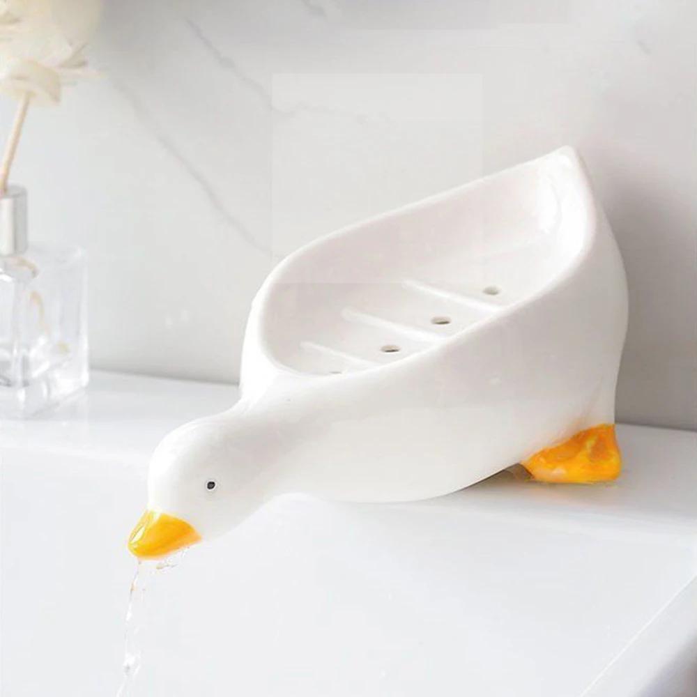 1pc Soap Tray Self-draining Soap Rack Cute Duck-shaped Creative Rack for Shower Bathroom Kitchen Tub Sink Tray Bracket Bathroom