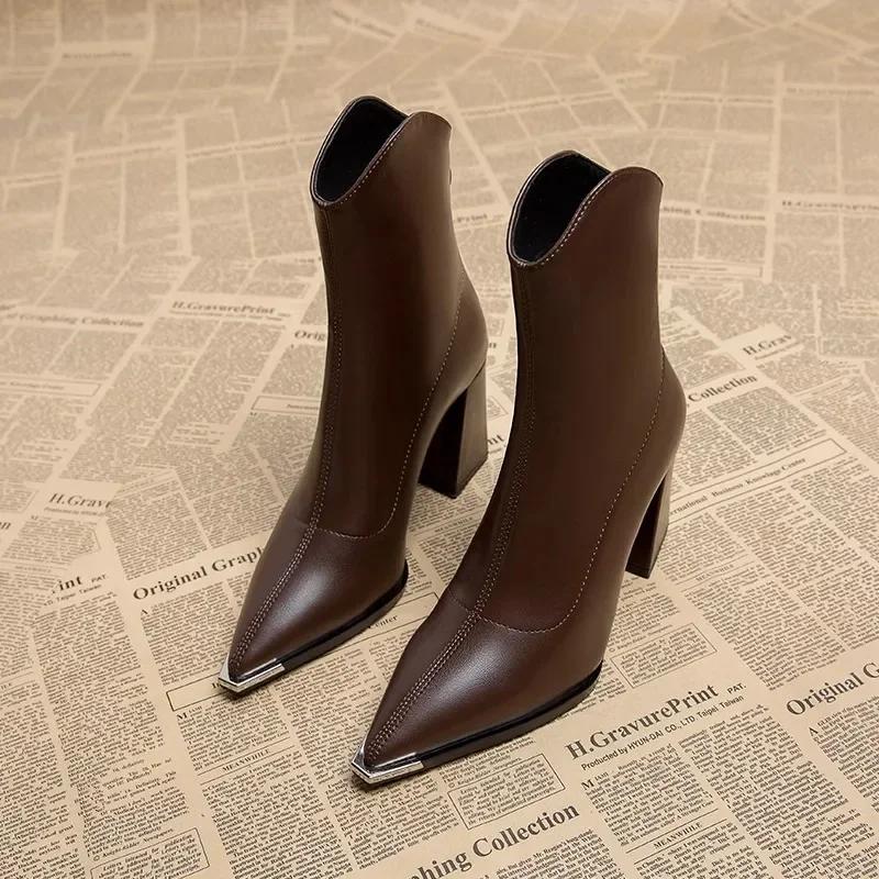 Fashion 2025Pointed Toe Women's Ankle Boots Fashion Back Zippers Short Botas Ladies Elegant Square High Heel Winter