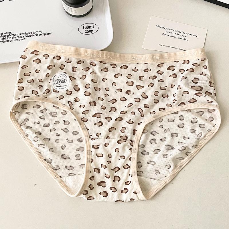Women's Spring Summer Leopard Print Anti Bacterial Breathable Mid Waist Panties
