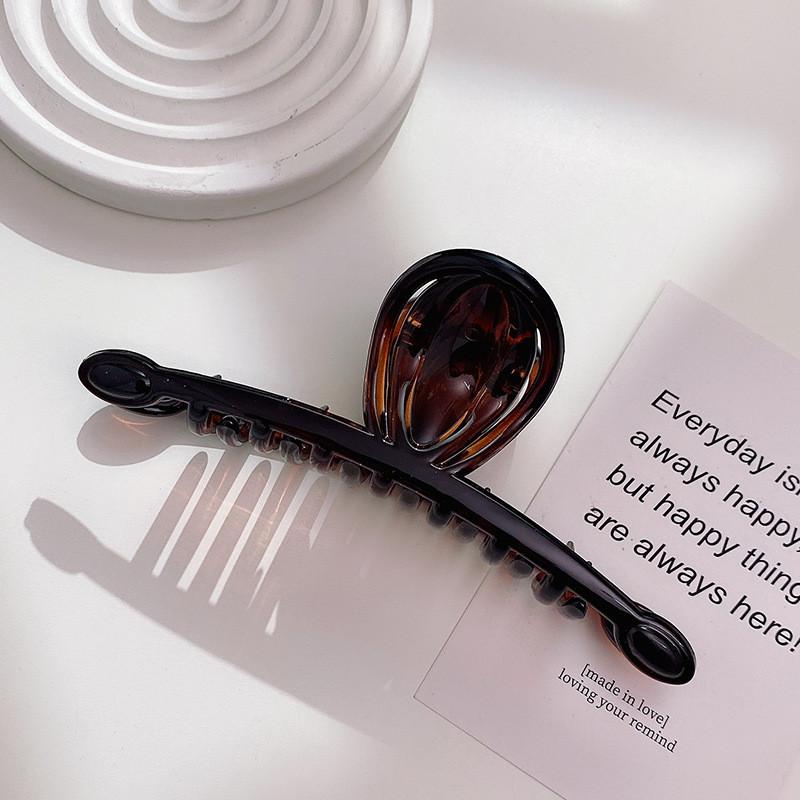 Stylish French Vintage Extra Large Hair Claw Clip For Women In Versatile Colors