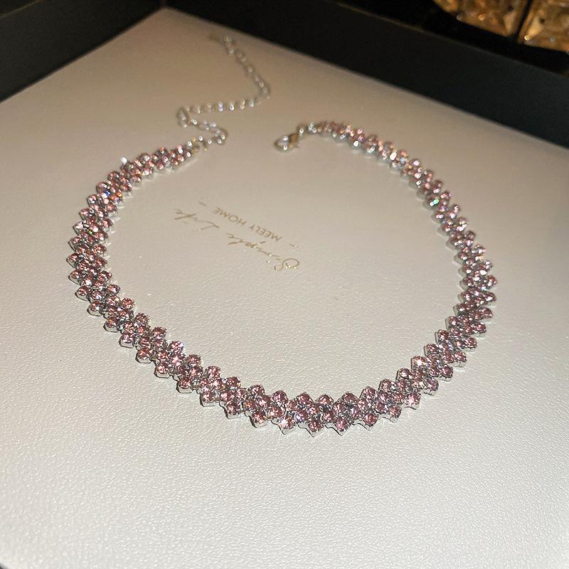 

water drop diamond-encrusted oval geometric necklace retro court style collarbone chain light luxury high-end sense necklace jewelry women