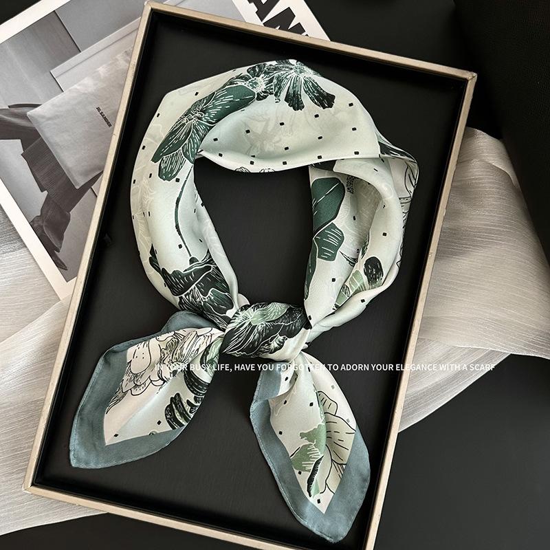 70 Square Scarf Neck Small Shawl New Fashion Silk Scarf High-end Decorative Temperament Scarf Headscarf Headband