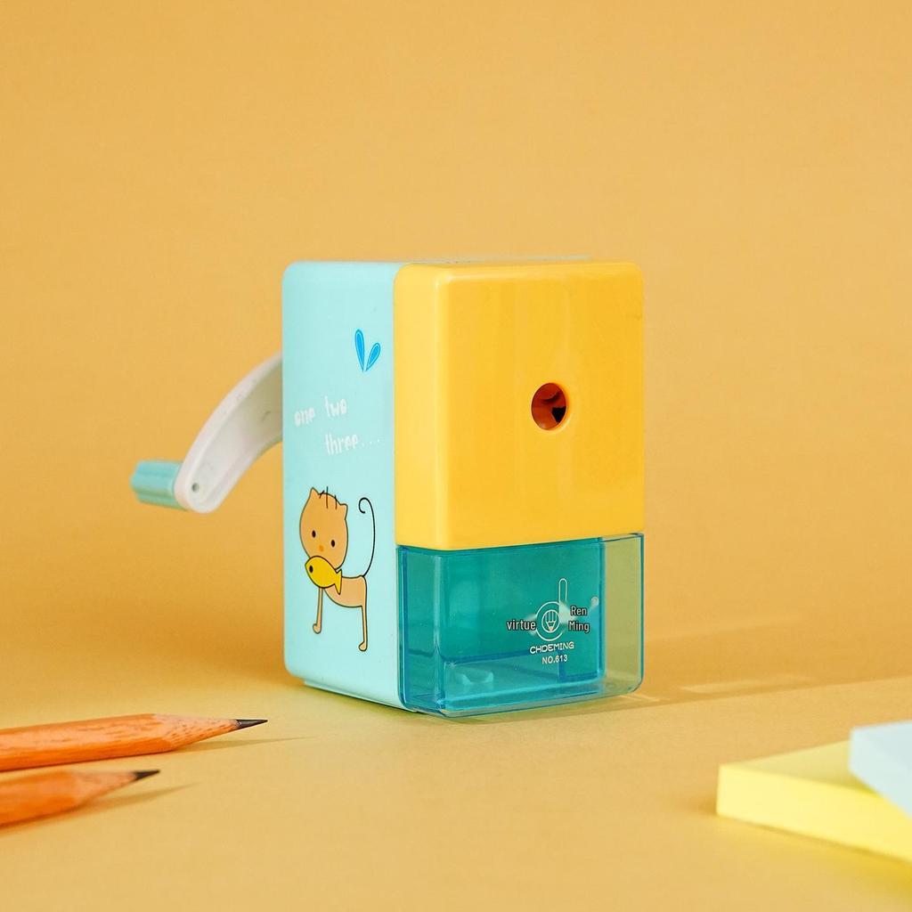 Hand-Crank Automatic Pencil Sharpener for Students and Artists