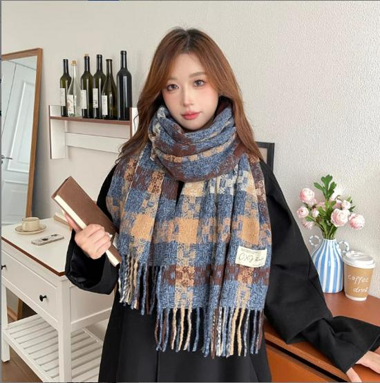 Korean Imitation Cashmere Plaid Scarf for Women - Thick, Warm, Versatile Autumn/Winter Fashion