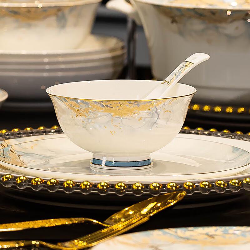 Jingdezhen 12-inch Glazed Ceramic Fish Plate