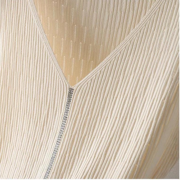 Ice Silk Suspender Tank Top Women's Bottom Coat Summer Short Loose Sleeveless White V-neck Knitted Casual Top