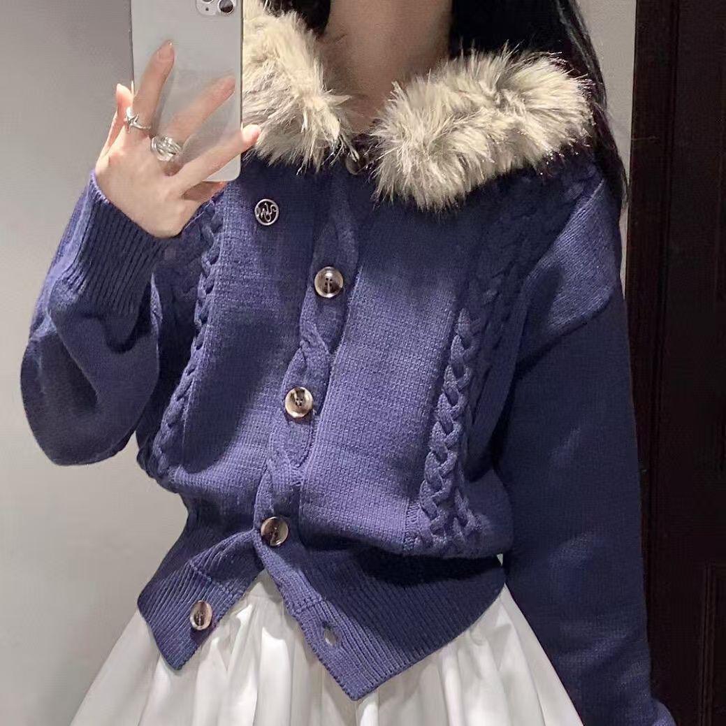 

Женский осенний вязаный кардиган с капюшоном и меховым воротником One Size темно-синий