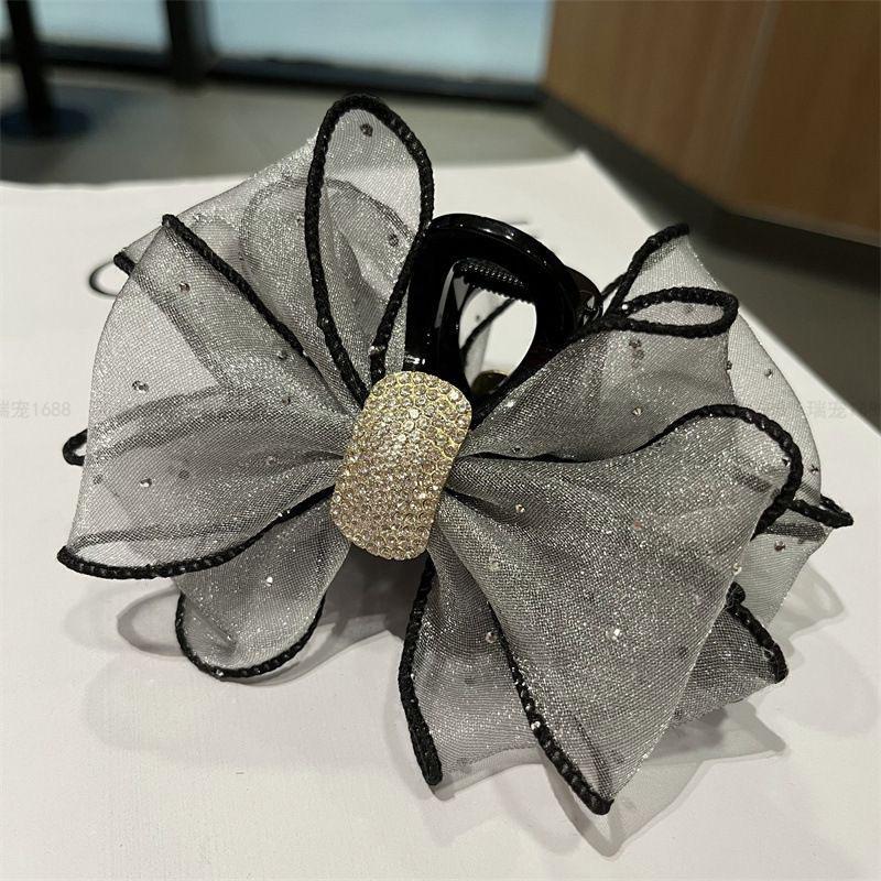 1 Piece of New Bow Hair Clip, Mesh Hair Grab with Diamond Decoration, Luxurious Back of the Head Hair Clip for Women.