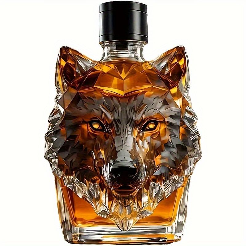 One Piece of a 350Ml Whiskey Decanter Featuring a Distinctive Wolf Design, Ideal for Decorating a Home Bar Or As a Gift for Art Enthusiasts