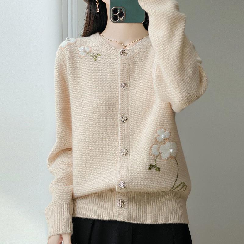 Bottoming Shirt Embroidered Knitted Cardigan Autumn and Winter Thick Sweater Women's Round Neck Loose Coat Top