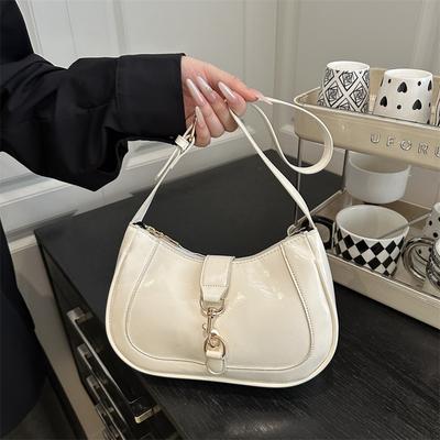 French Niche Design Bag Women's 2025 Summer New Trendy Fashion Foreign Style Underarm Bag Texture Foreign Style Handbag