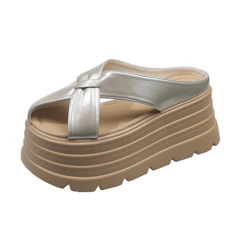 Moda 8CM Scarpe da Donna Retro Versatili Estate 2025 Zoccoli con Tacco Aumenta Altezza Sandalo Femminile Leopardo Spesso Nuova Moda Scandali