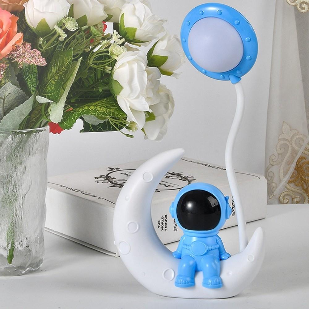 Cute LED Light Moon Astronaut Nightlight White Light Moon LED Desk Lamp 5W Creative Bedroom Night Light