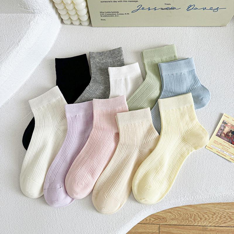 Chaussettes mi-mollet pour femmes en pur coton style Miu de couleur unie - Printemps & Automne, Coupe ample, Mode polyvalente.
