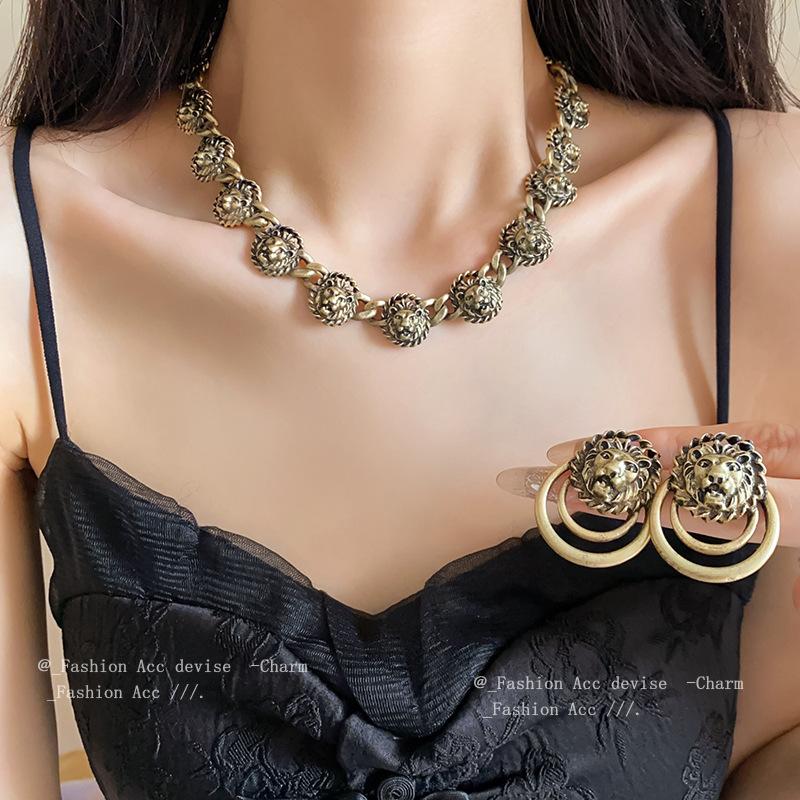 Fashion Exaggerated Design Lion Head Metal Necklace Senior Sense Retro Light Luxury Personality Set Jewelry