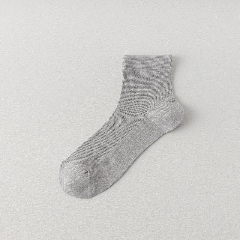 Calcetines Cortos de Verano Finos para Mujer, Antibacterianos y Desodorantes, con Malla, Transpirables, Antideslizantes y Talones que No se Bajan, Calcetines Cortos Tipo Barco
