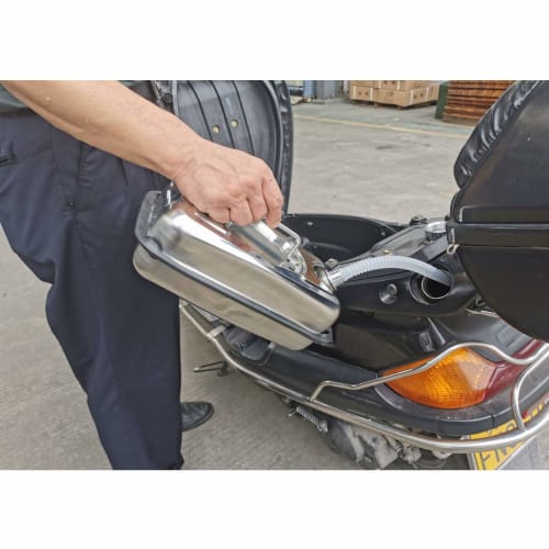 304 Stainless Steel Gasoline Can, 3L/5L, Portable Jerry Can, Easy To Carry, for Cars, Motorcycles, Boats, and As a Spare Part, for Commercial Use and