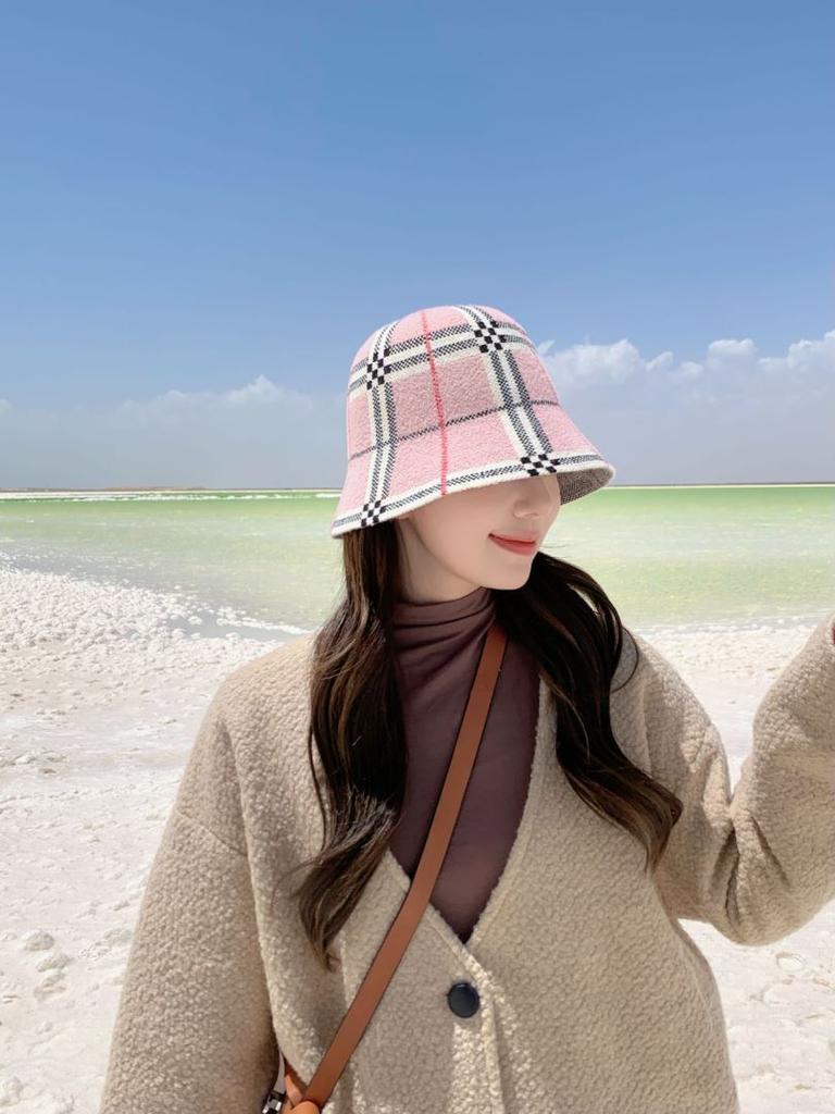 Winter New Luxury Brand Bucket Hat For Women Outdoor Warm Velvet Plaid Cashmere Wool Basin Fisherman Hat Panama Caps Wholesale